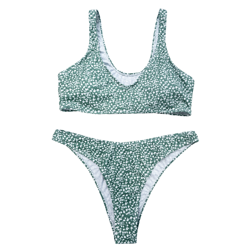 Maillot de bain confortable en deux pièces avec large bandoulière et petit blanc floral sur fond vert